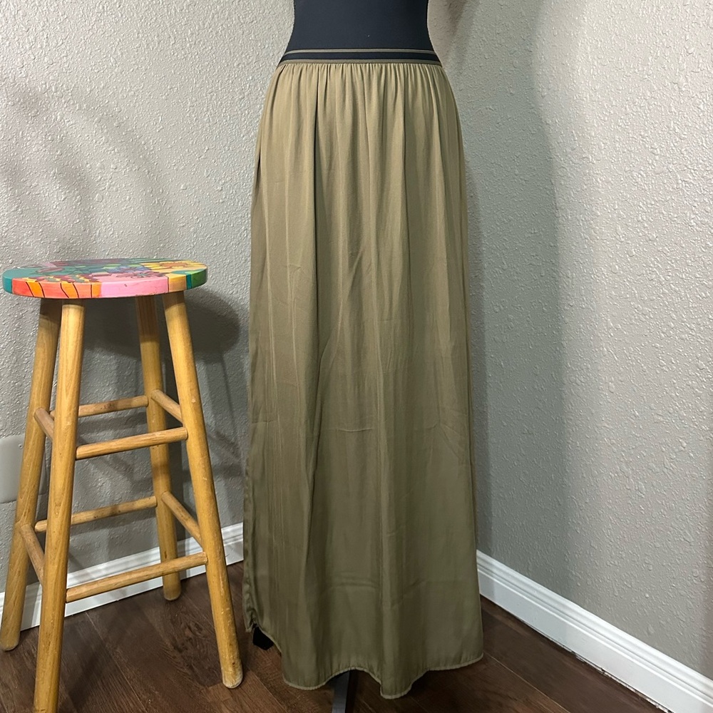 OLD NAVY Pleated Maxi Skirt in olive